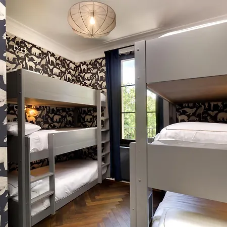 ホテル La Jasso Hotel, Maison De Famille カルカソンヌ