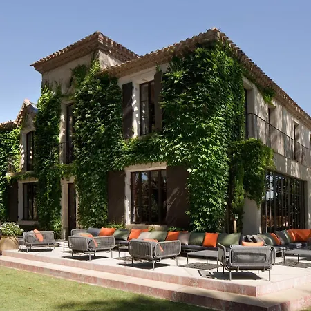 La Jasso Hotel, Maison De Famille Hotel